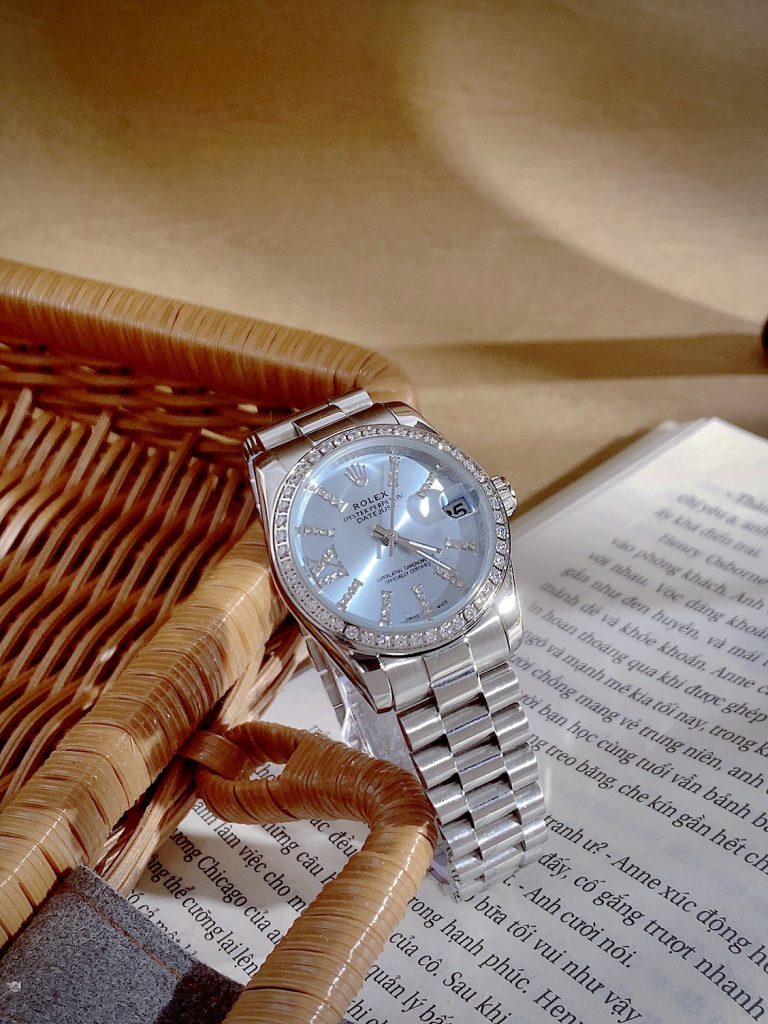 Đồng hồ Rolex Datejust nữ mặt xanh băng cọc số đính đá Fake cao cấp 32mm