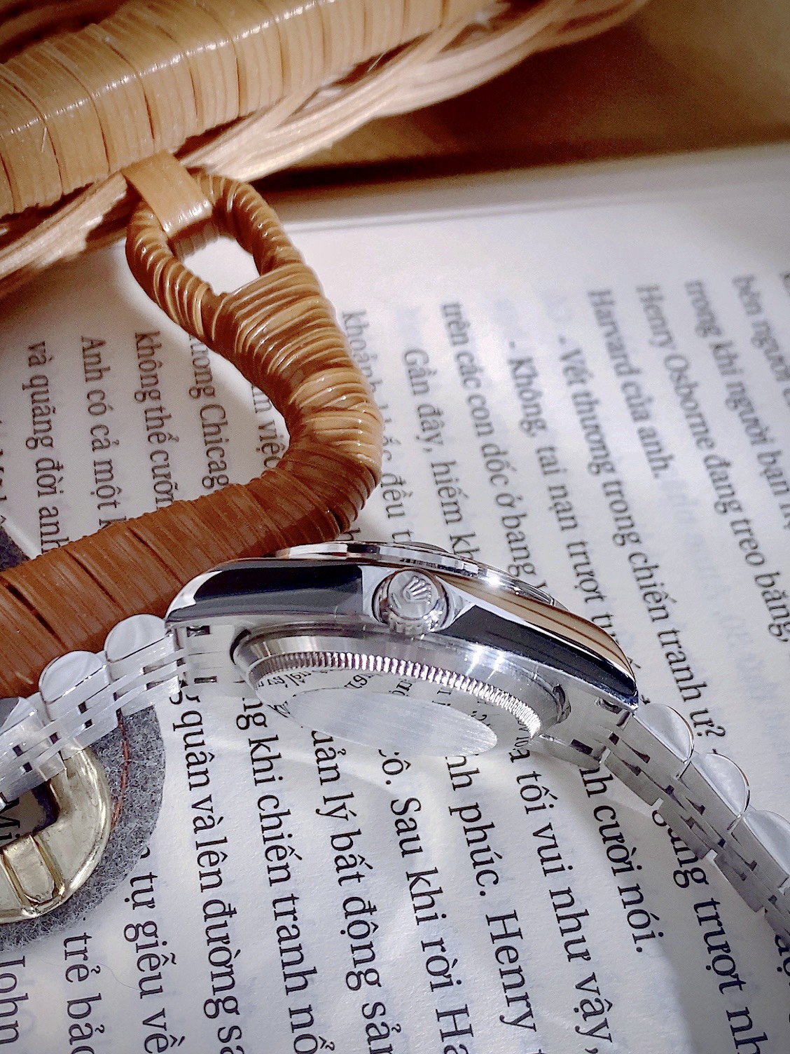 Đồng hồ Rolex Datejust nữ mặt xanh băng cọc số đính đá Fake cao cấp 32mm (6) Đồng hồ Rolex Datejust nữ mặt xanh băng cọc số đính đá Fake cao cấp 32mm