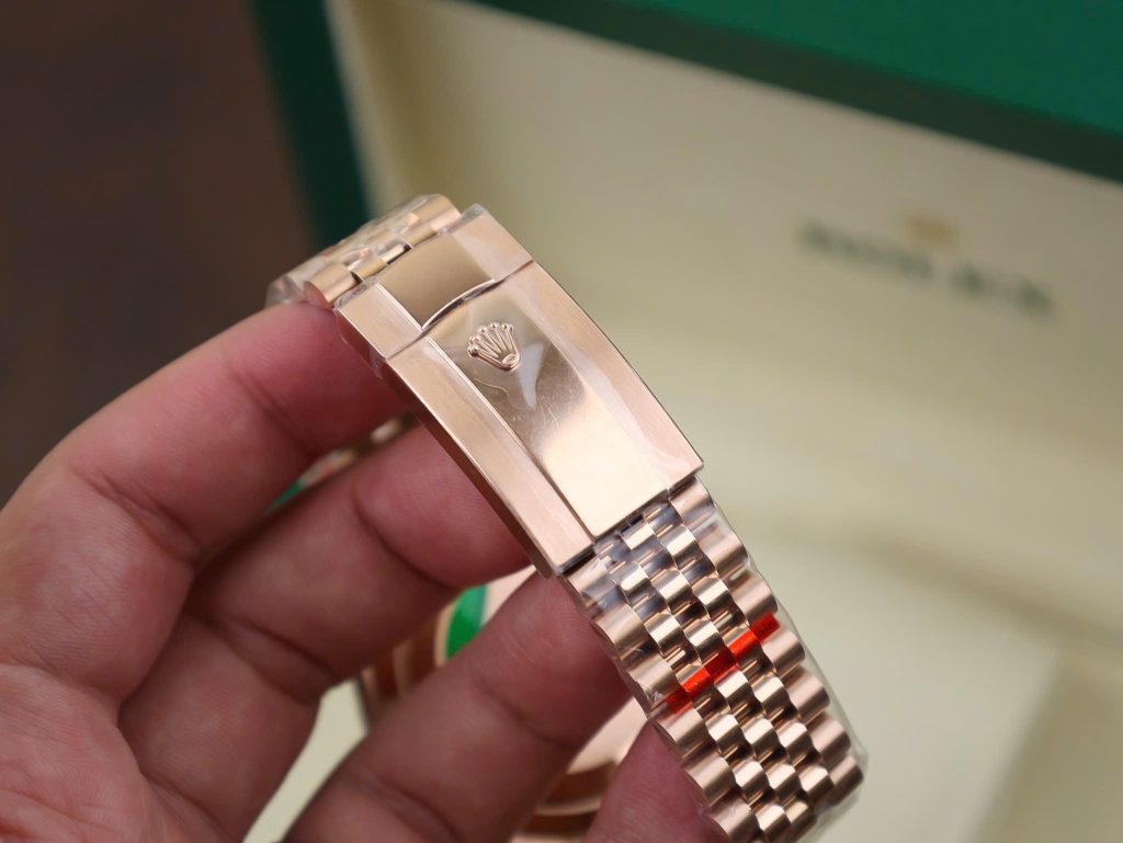 Đồng hồ Rolex nam Rep 11 Sky Dweller dây Jubilee mặt Chocolate 42mm (1)