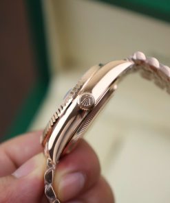 Đồng hồ Rolex nam Rep 11 Sky Dweller dây Jubilee mặt Chocolate 42mm (1)