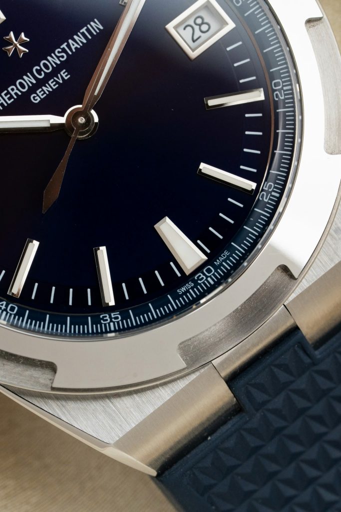 Đồng Hồ Vacheron Constantin Rep 11 Overseas mặt xanh nhà máy PPF 41mm (10)