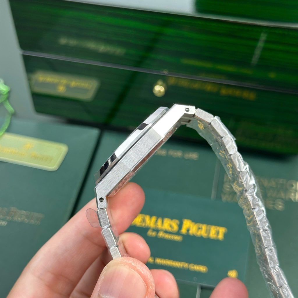 Đồng hồ Audemars Piguet Chế Tác