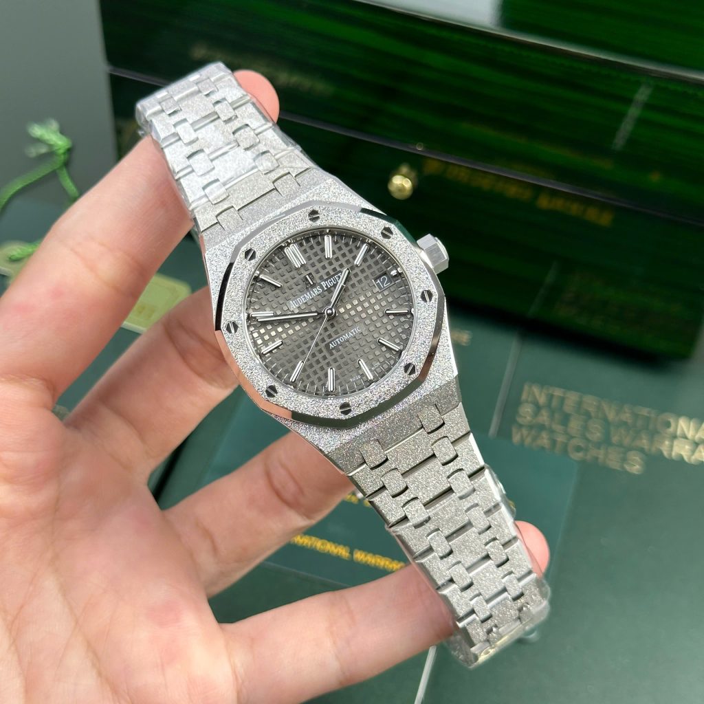 Đồng hồ Audemars Piguet Royal Oak 15454 Frosted Gold Rep 11 mặt xám nhà máy APS 37mm (2)