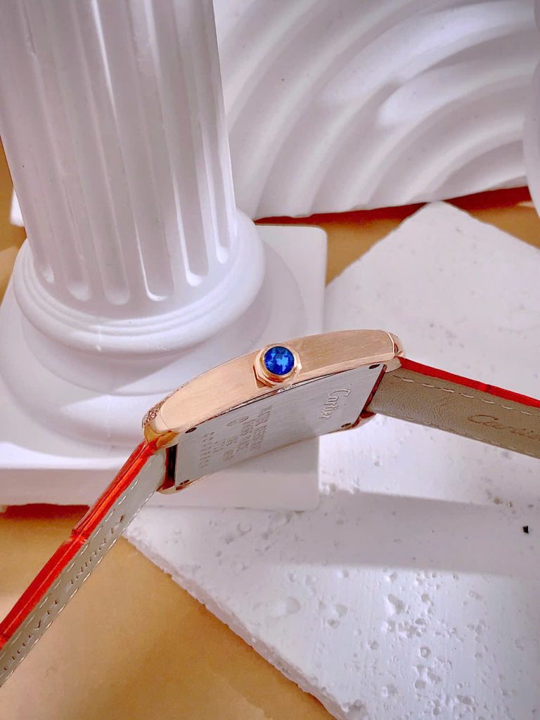  Đồng hồ Cartier Tank Anglaise nữ đính đá dây da đỏ Fake cao cấp 30mm