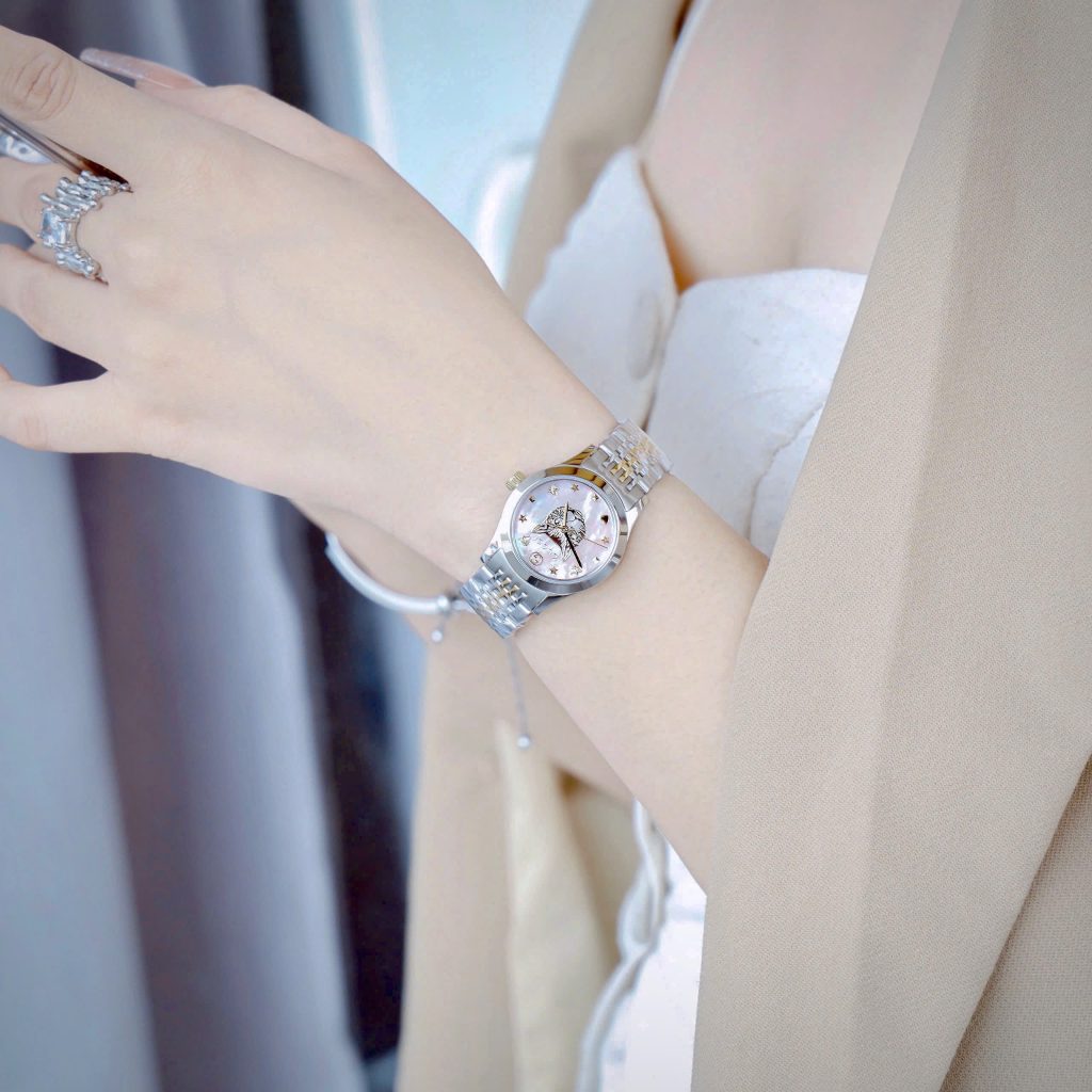 Đồng hồ Gucci nữ mặt khảm trai hồng hình mèo dây demi Like Auth 28mm