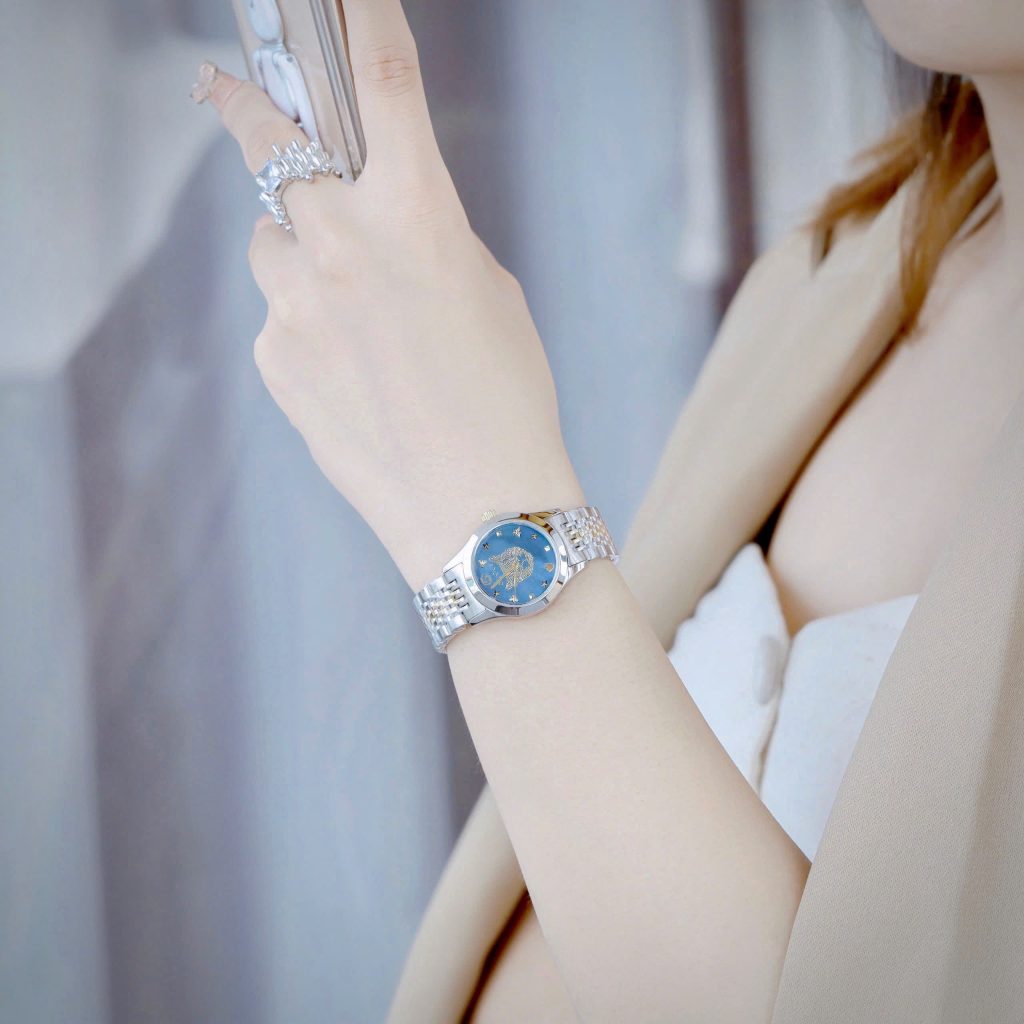  Đồng hồ Gucci nữ mặt khảm trai xanh hình mèo dây demi Like Auth 28mm