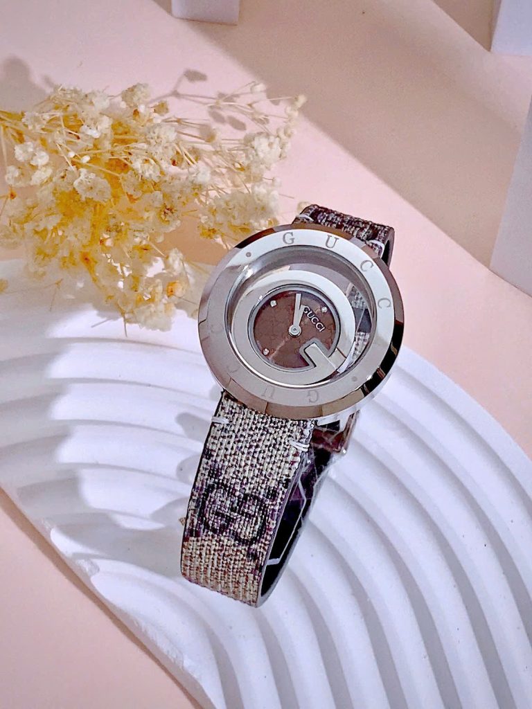 Đồng hồ Gucci nữ mặt nâu dây họa tiết sang trọng Like Auth 38mm