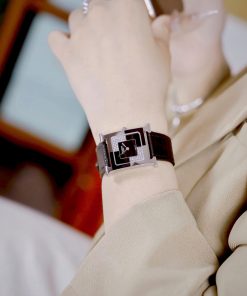 Đồng hồ Hermes nữ mặt vuông dây da đính đá Like Auth 26mm