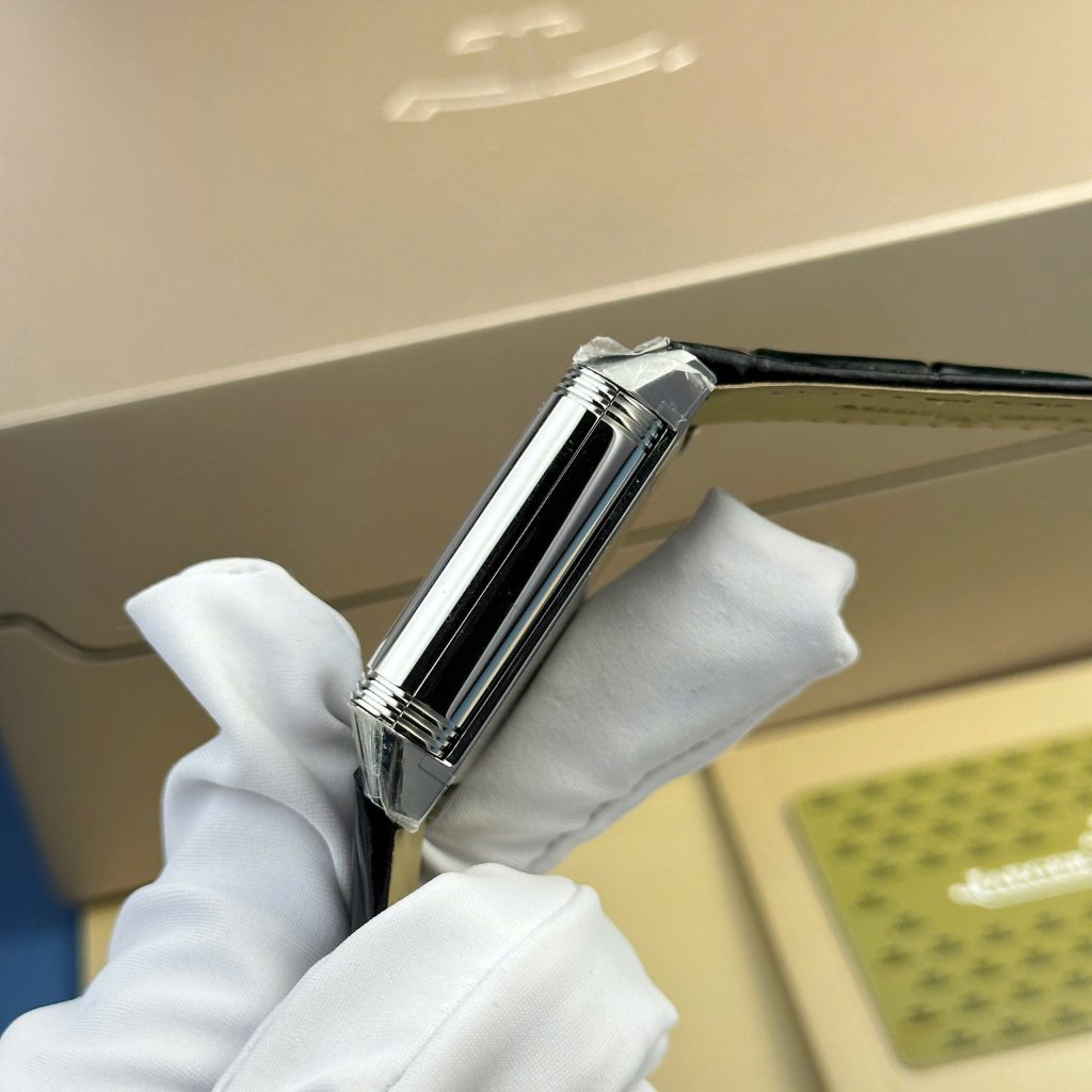 Đồng hồ Jaeger LeCoultre Master Reverso 2 mặt màu đen trắng Rep 11 cao cấp MGF 30x40mm (2)