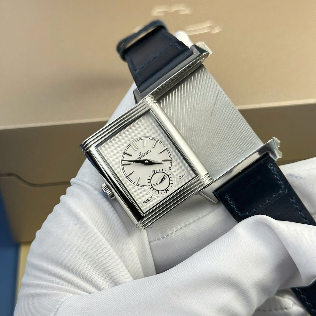 Đồng hồ Jaeger LeCoultre Master Reverso 2 mặt màu xanh trắng Rep 11 MGF 30x40mm (2)