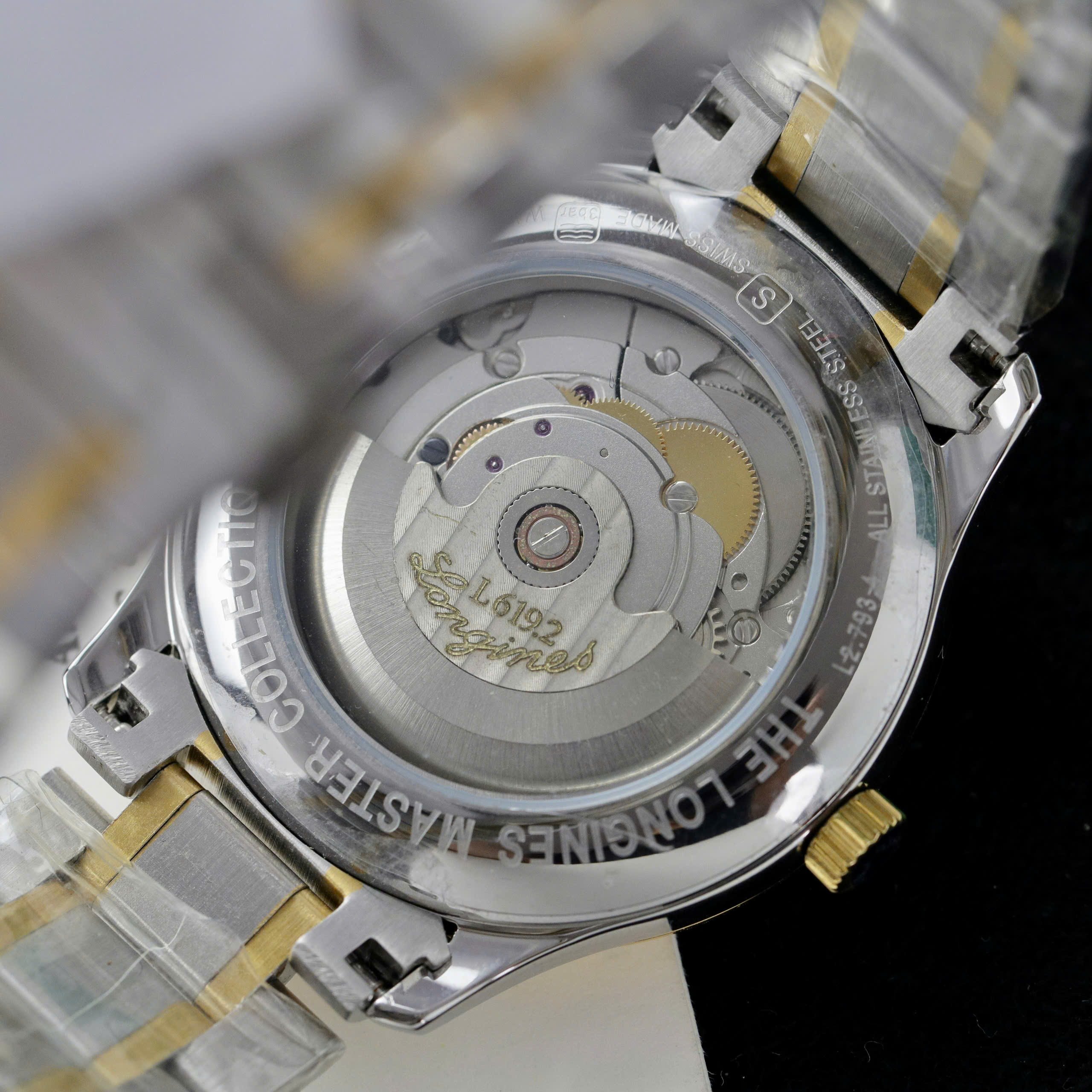 Đồng hồ Longines Master demi gold nam mặt đen Rep 11 cao cấp 38 (7) Đồng hồ Longines Master demi gold nam mặt đen Rep 11 cao cấp 38 (2)