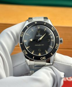 Đồng hồ Omega Seamaster 007 Rep 11 cao cấp mặt đen nhà máy VS 41mm (2)