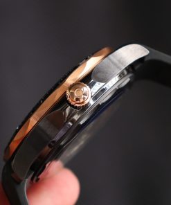 Đồng hồ Omega Seamaster chế tác gốm đen vàng hồng dây cao su 42mm (1)