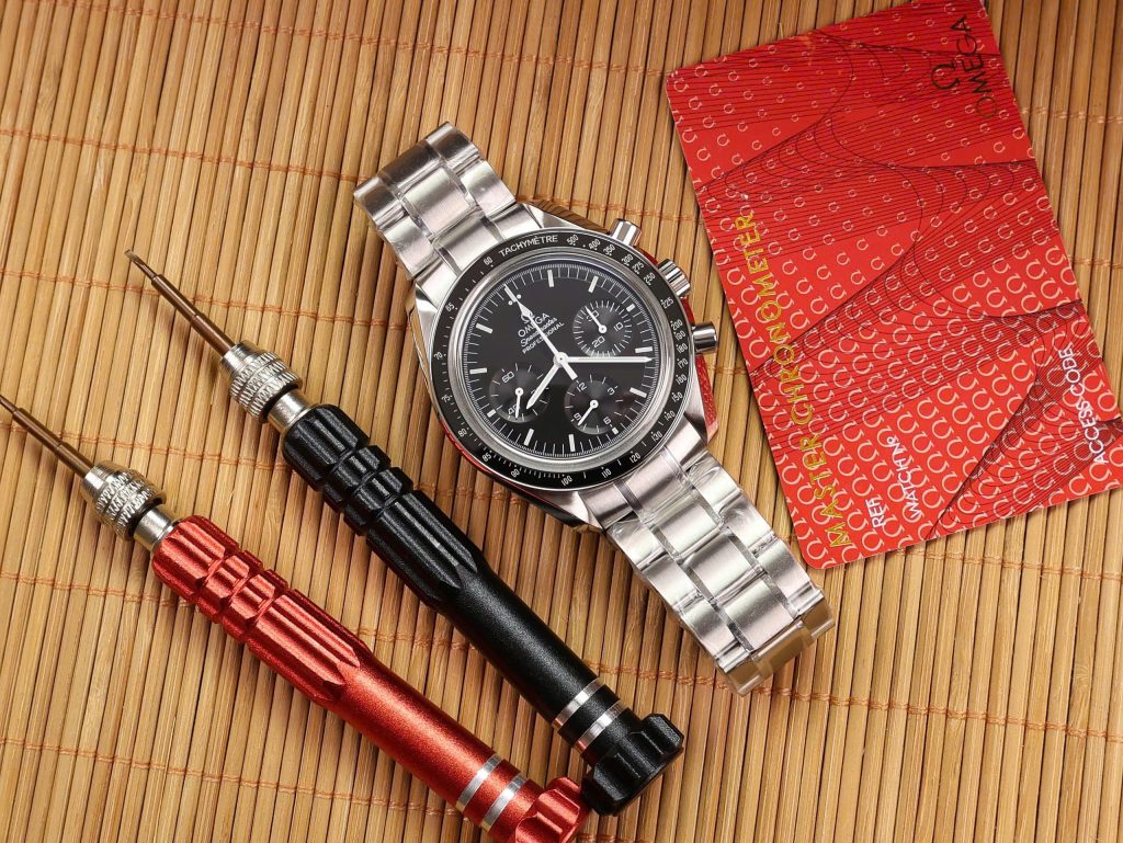 Đồng hồ Omega SpeedMaster Moonwatch Rep 11 nhà máy OM 42mm (1)