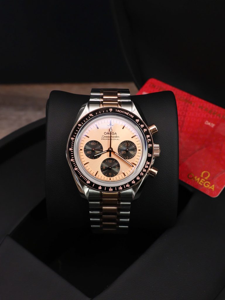 Đồng hồ Omega Speedmaster Moonwatch Professional Rep 1 1 mặt cá hồi 42mm (2)