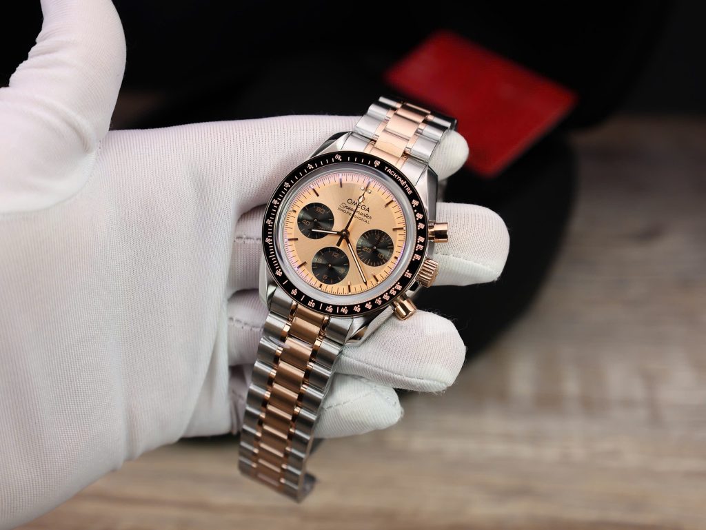 Đồng hồ Omega Speedmaster Moonwatch Professional Rep 1 1 mặt cá hồi 42mm (2)