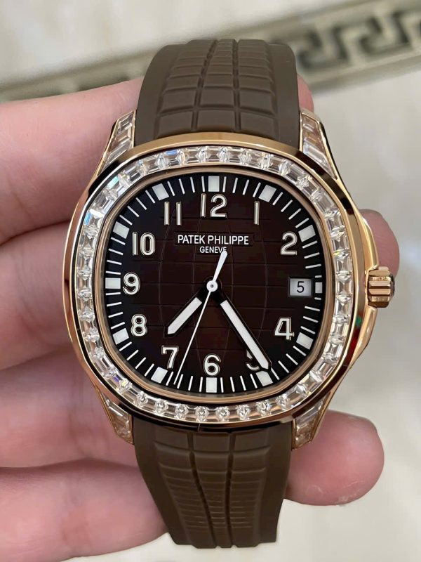 Đồng hồ Patek Philippe Aquanaut 5167 Rep 1 1 mặt nâu đính đá baguette GRF 40mm (2)