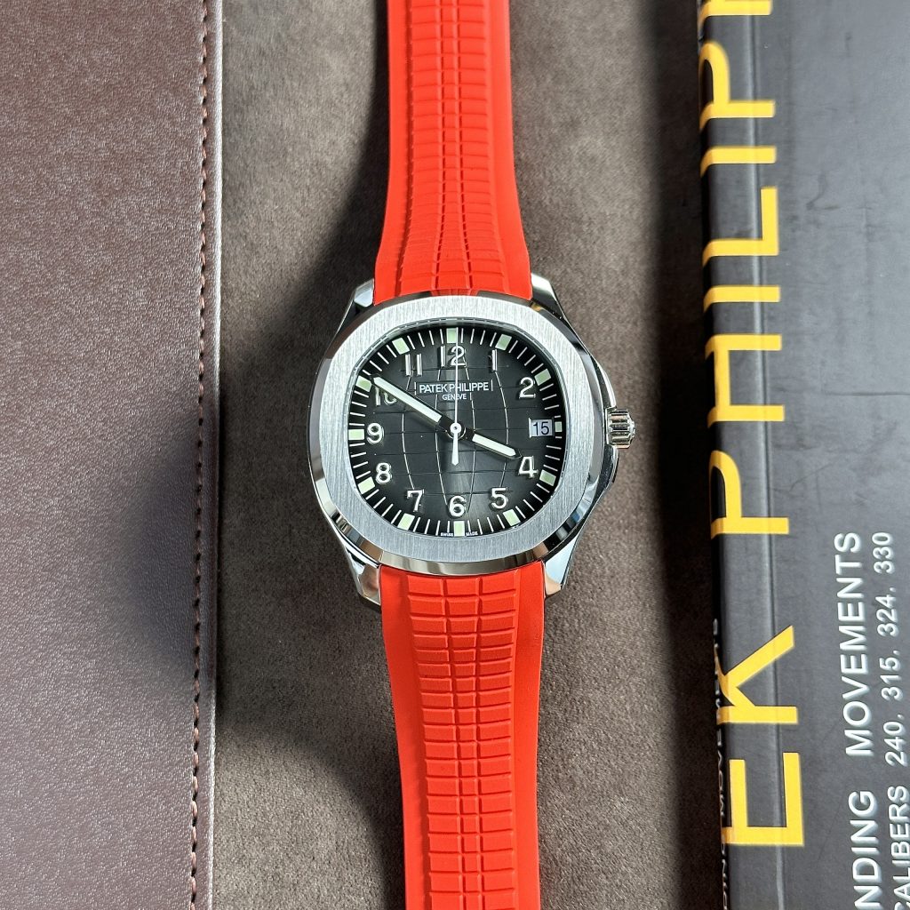 Đồng hồ Patek Philippe Aquanaut 5167A Rep 11 dây cao su màu đỏ nhà máy 3K 40mm (1)