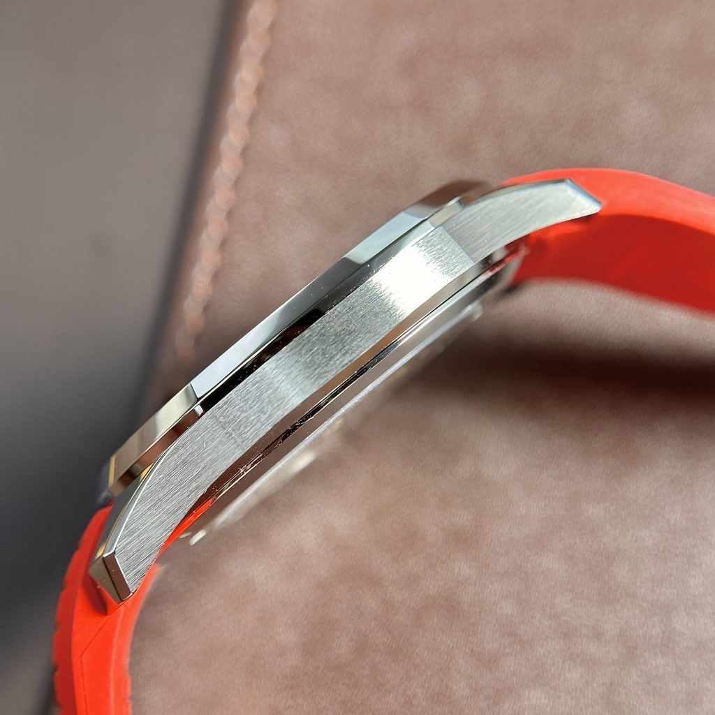 Đồng hồ Patek Philippe Aquanaut 5167A Rep 11 dây cao su màu đỏ nhà máy 3K 40mm (1)