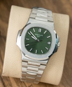 Đồng hồ Patek Philippe Nautilus 5711 mặt xanh lá cây Replica 11 nhà máy 3K 40mm (2)