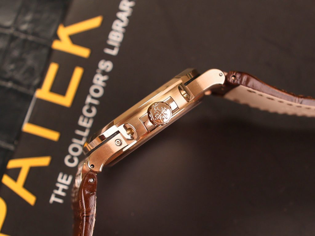 Đồng hồ Patek Philippe Nautilus 5724 rose gold dây da nâu nhà máy GR 40mm (1)