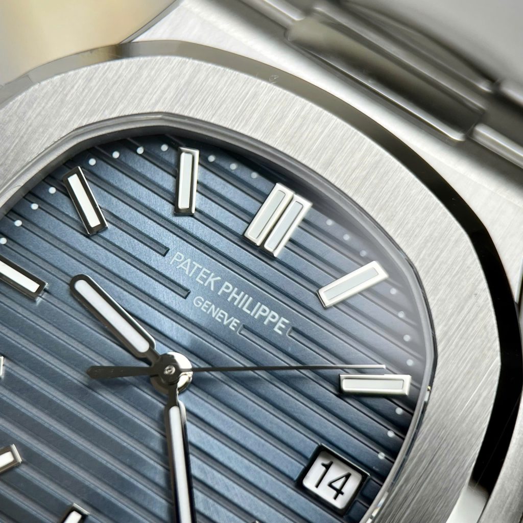 Đồng hồ Patek Philippe Nautilus 5811 Replica 11 Mặt Xanh Khoá Mới 41mm (2)