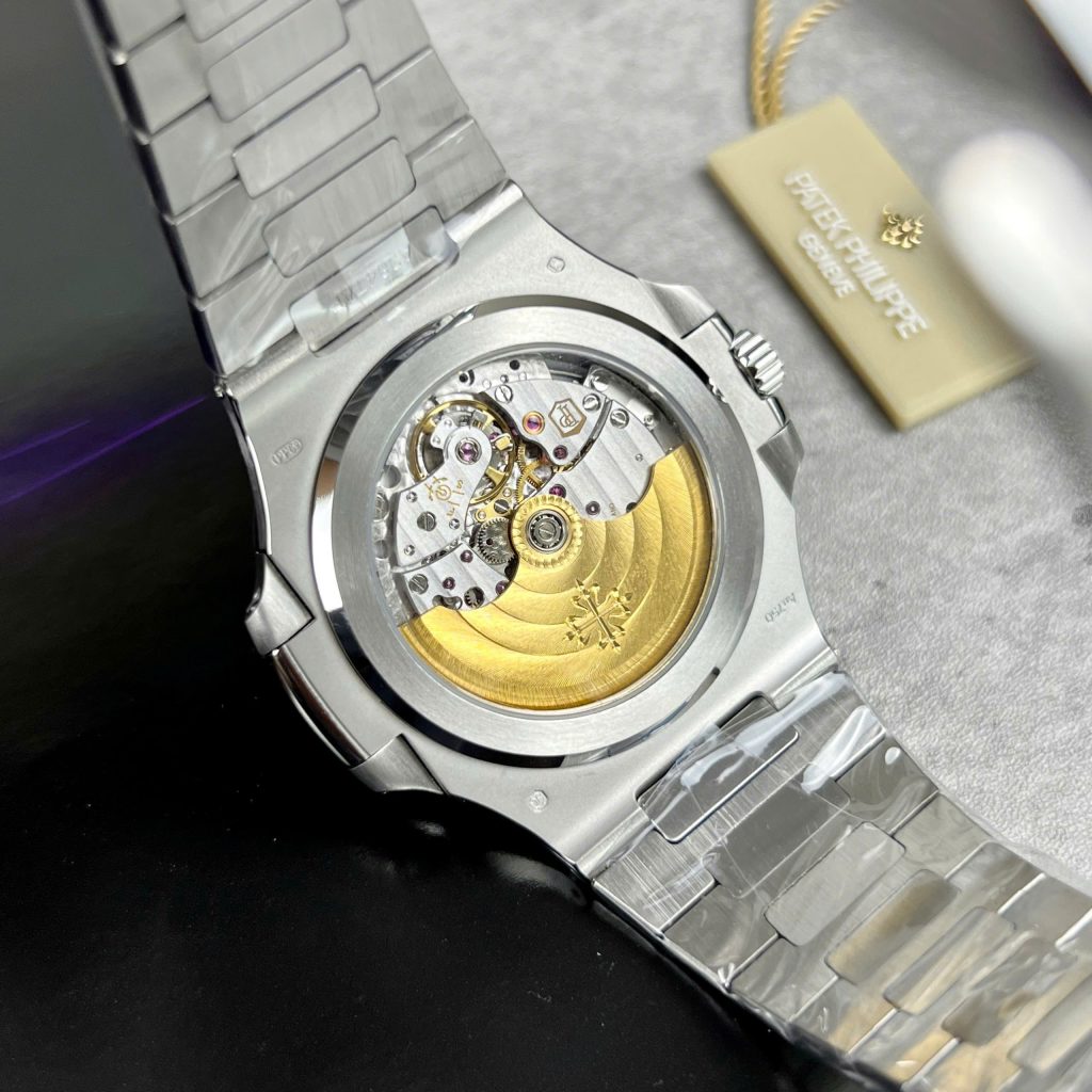Đồng hồ Patek Philippe Nautilus 5811 Replica 11 Mặt Xanh Khoá Mới 41mm (2)