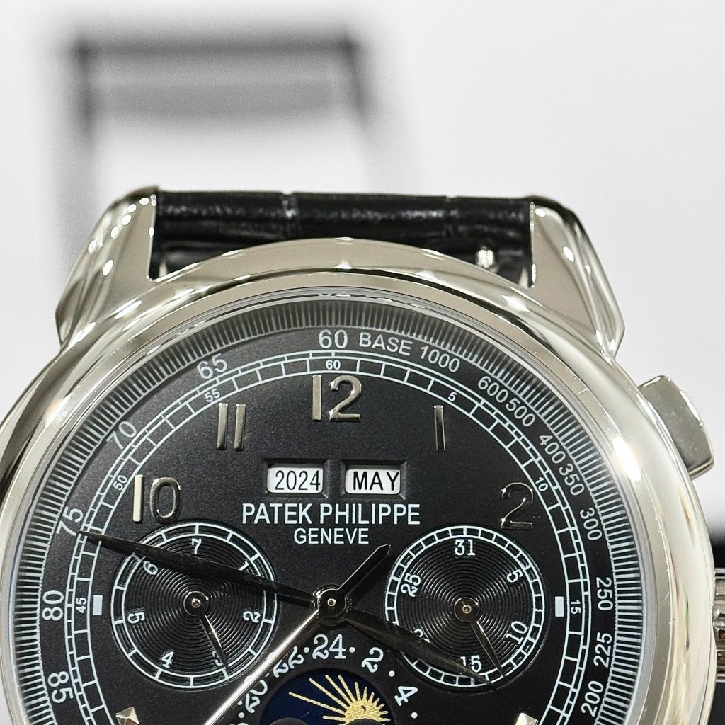 Đồng hồ Patek Philippe Replica 11 Complications 5270 màu đen 40mm (1)