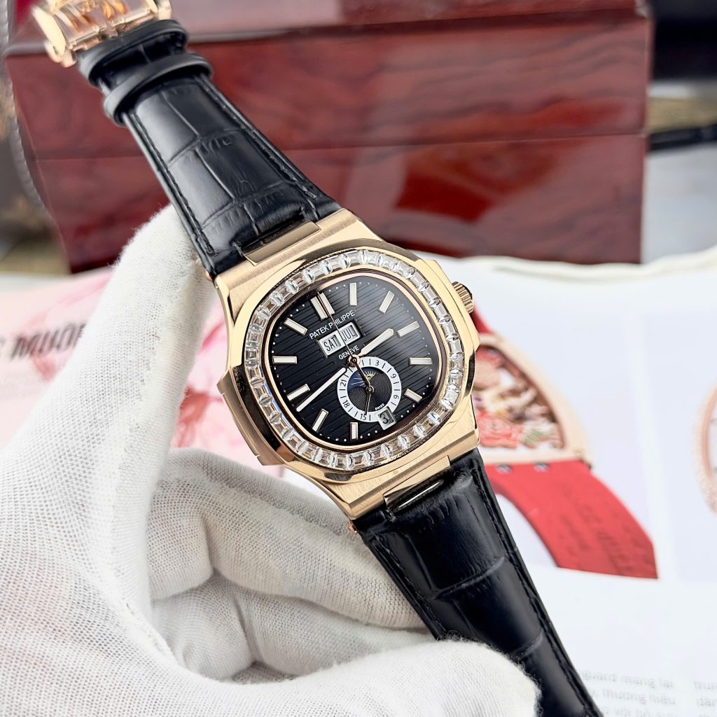 Đồng hồ Patek philipe Nautilus 5726 KingGold dây da viền đá baguette Fake 11 40mm (1)