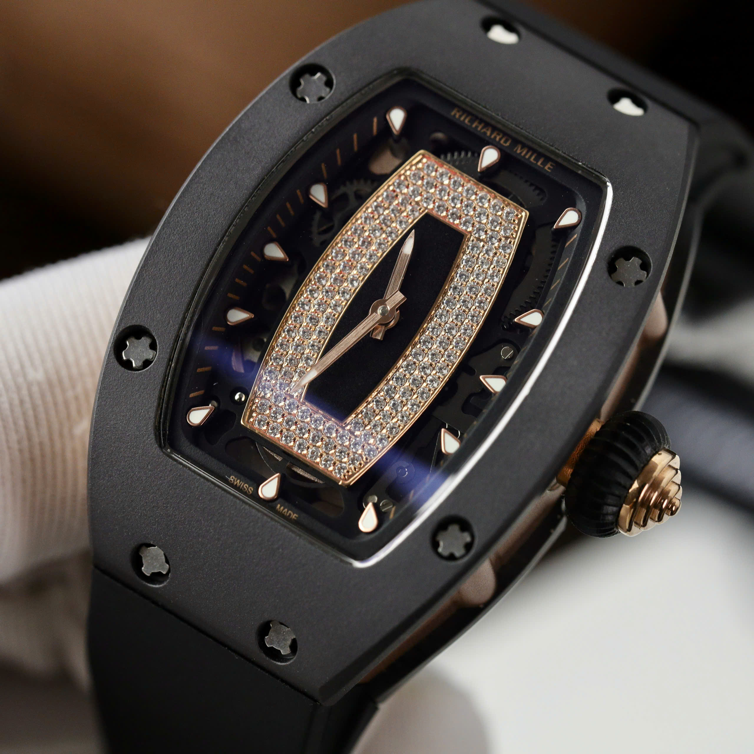 Đồng hồ Richard Mille RM07-01 Replica 11 vỏ gốm đen dây cao su 36mm (4) Đồng hồ Richard Mille RM07-01 Replica 11 vỏ gốm đen dây cao su 36mm (2)