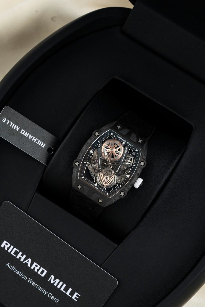 Đồng hồ Richard Mille RM27-05 chế tác Carbon siêu nhẹ 38x48mm (1)