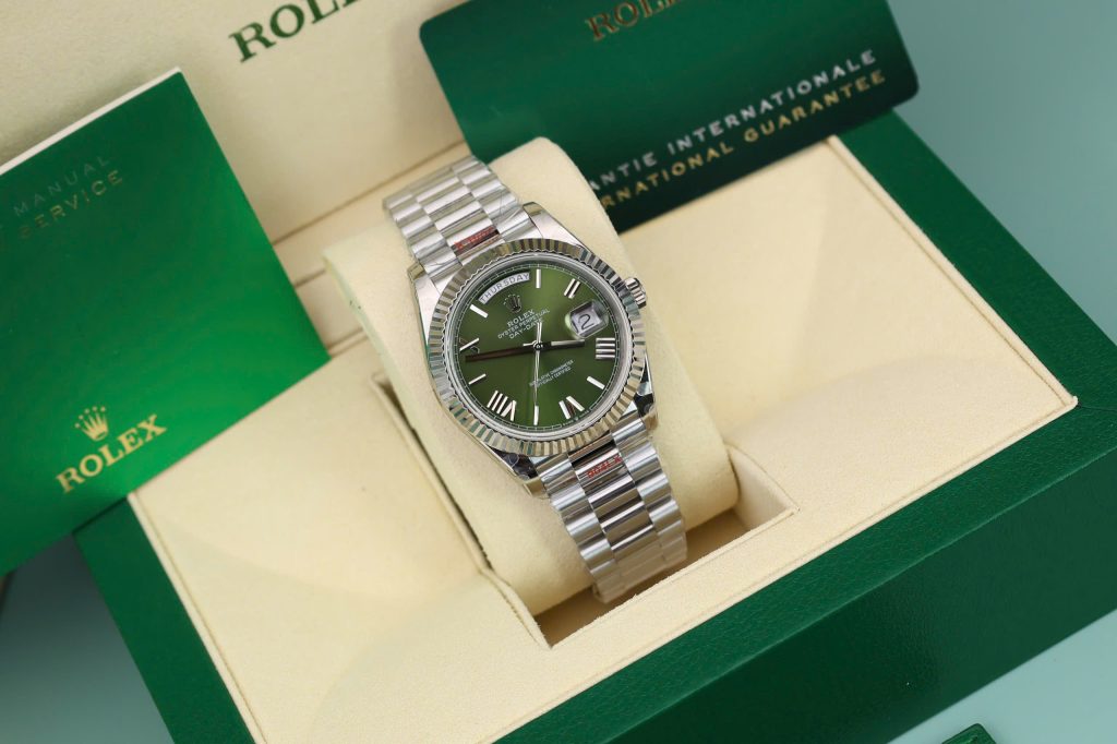 Đồng hồ Rolex Day-Date 228236 Chế Tác mặt xanh lá cây trọng lượng 175gram GM factory 40mm (2)