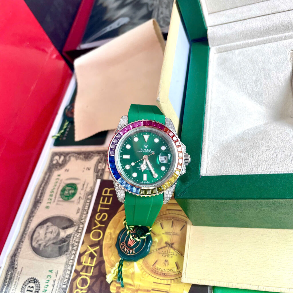 Đồng hồ Rolex Submariner nam đính đá xanh blue 7 sắc cầu vồng Super Fake 11 40mm