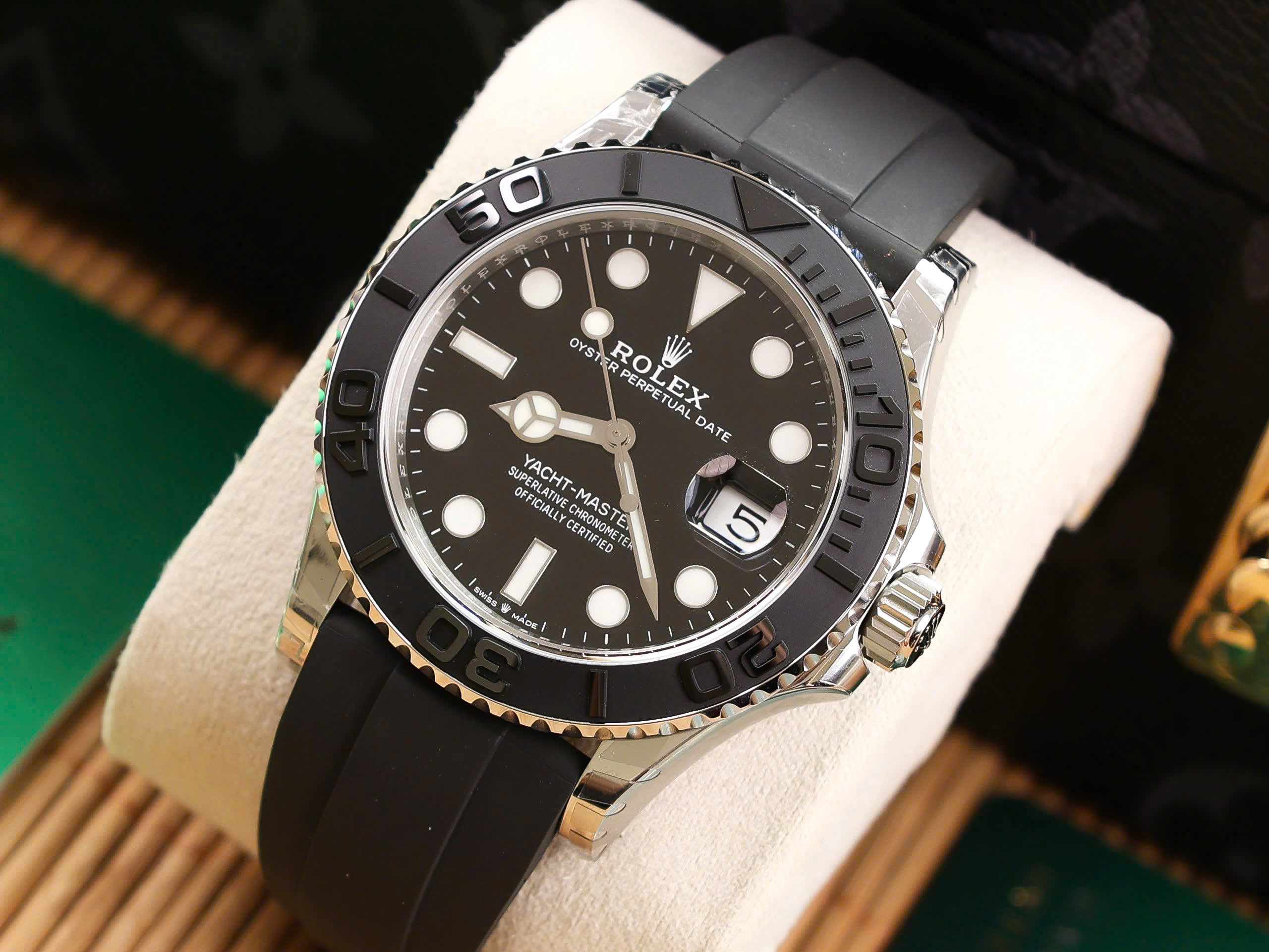 Đồng hồ Rolex Yacht-Master Rep 11 cao cấp tinh chỉnh trọng lượng ~149gram VS factory 42mm (7) Đồng hồ Rolex Yacht-Master Rep 11 cao cấp tinh chỉnh trọng lượng ~149gram VS factory 42mm (2)