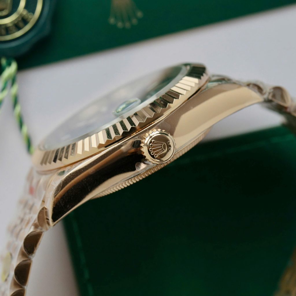 Đồng hồ Sky-Dweller 336935 mặt xanh lam Rep 11 cao cấp 42mm (2)