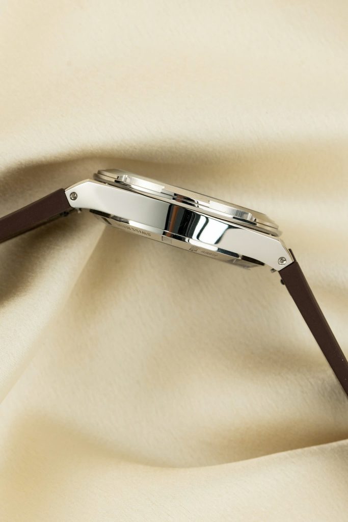 Đồng hồ Vacheron Constantin Overseas 4500V Rep 11 cao cấp mặt chocolate 41mm (2)