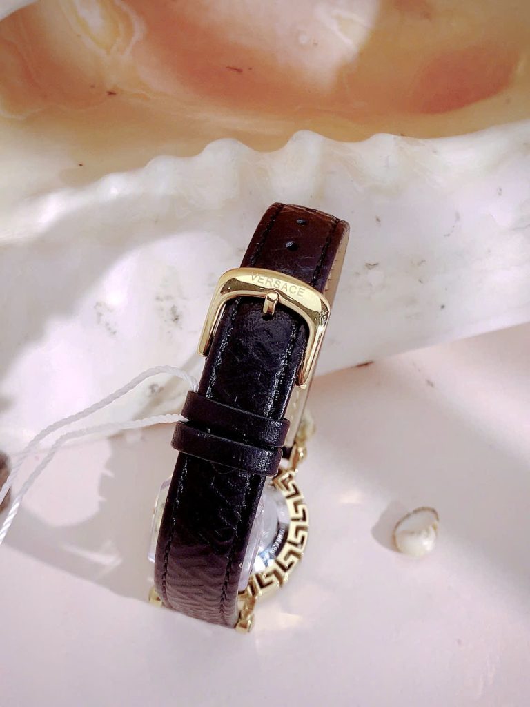 Đồng hồ Versace Glam Chic nữ dây da đen mặt vàng gold Like Auth 30mm (3)