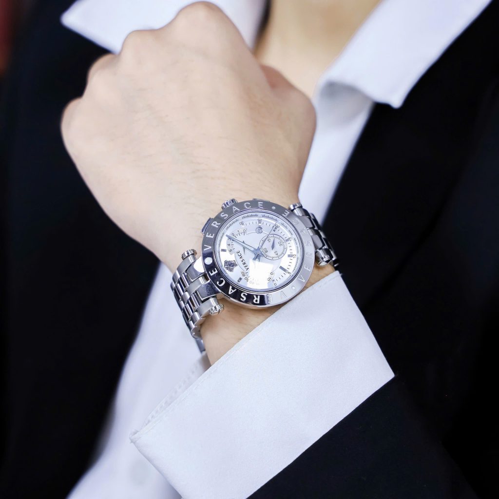 Đồng hồ nam Versace Chronograph dây kim loại Like Auth 43mm