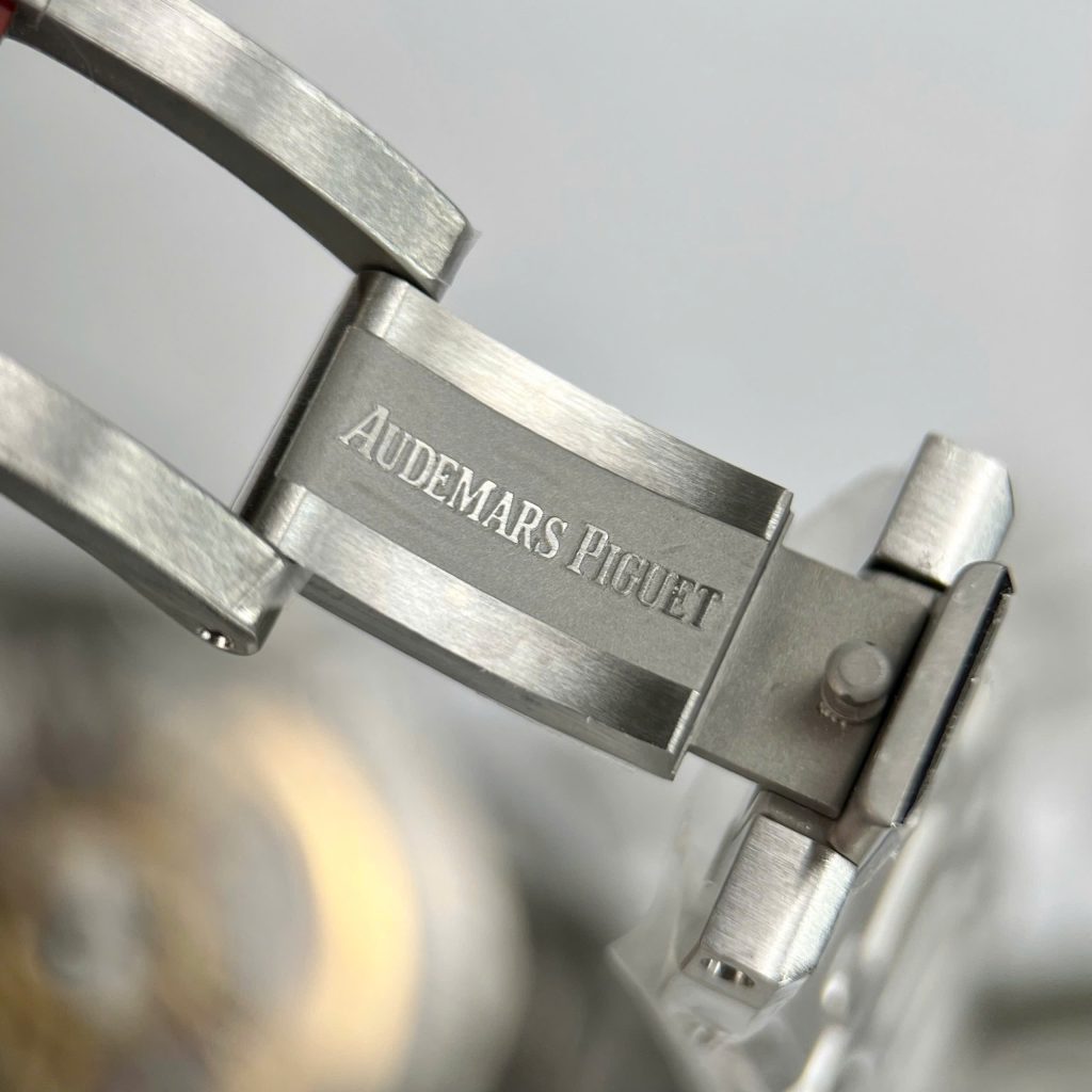 Đồng hồ Audemars Piguet Royal Oak 15500 Replica 11 mặt đen nhà máy APS 41mm (2)