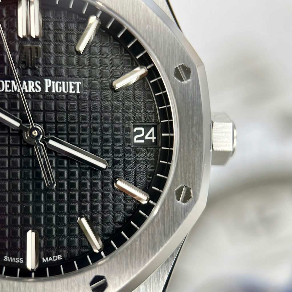 Đồng hồ Audemars Piguet Royal Oak 15500 Replica 11 mặt đen nhà máy APS 41mm (2)