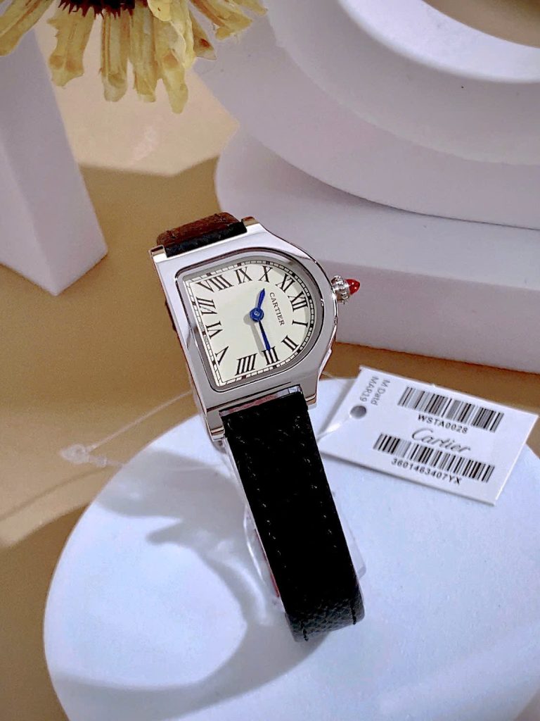 Đồng hồ Cartier Cloche De Cartier Nữ Dây Da Đen Dáng Chữ D Fake 11 29mm 