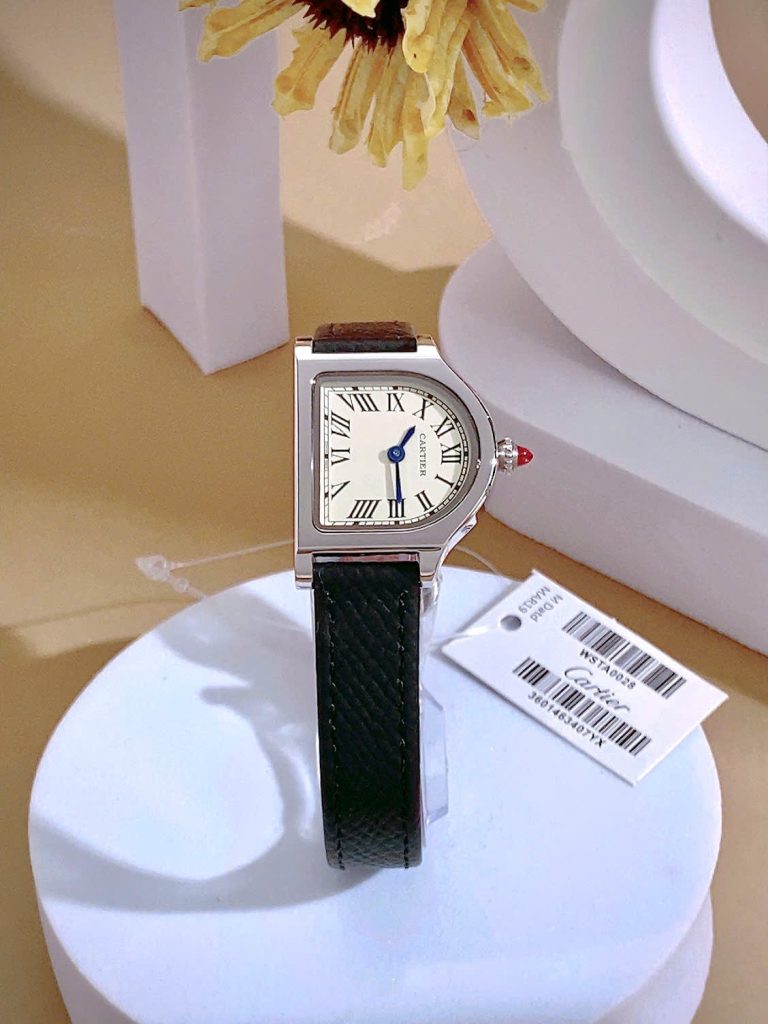 Đồng hồ Cartier Cloche De Cartier Nữ Dây Da Đen Dáng Chữ D Fake 11 29mm 