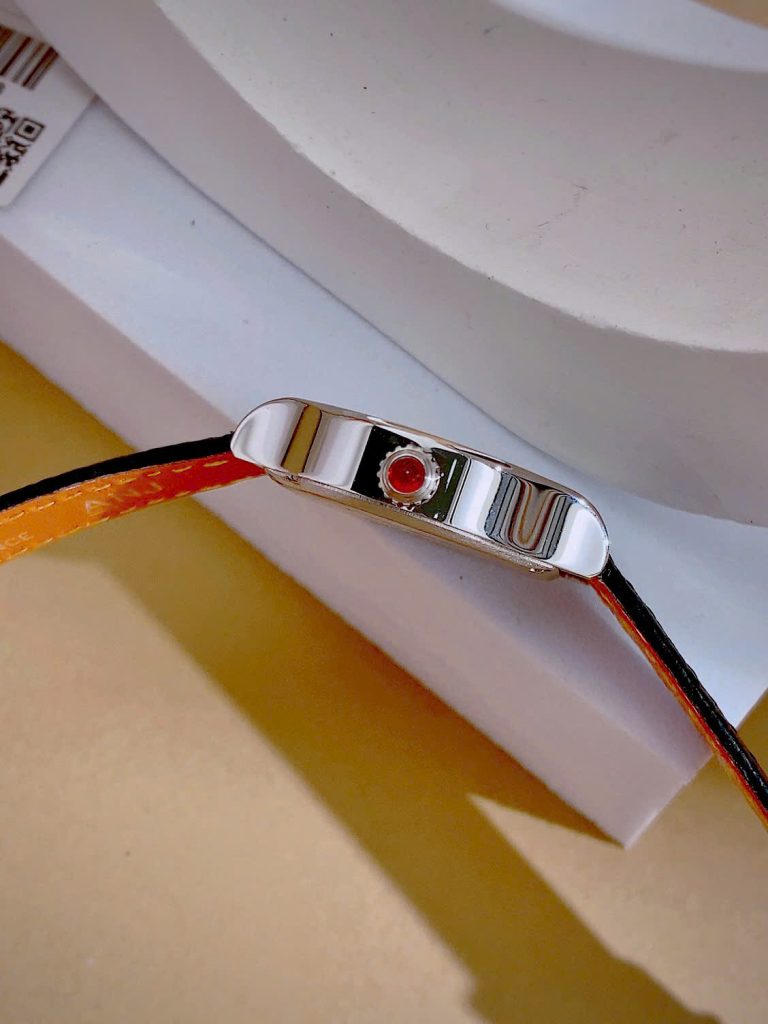 Đồng hồ Cartier Cloche De Cartier Nữ Dây Da Đen Dáng Chữ D Fake 11 29mm 