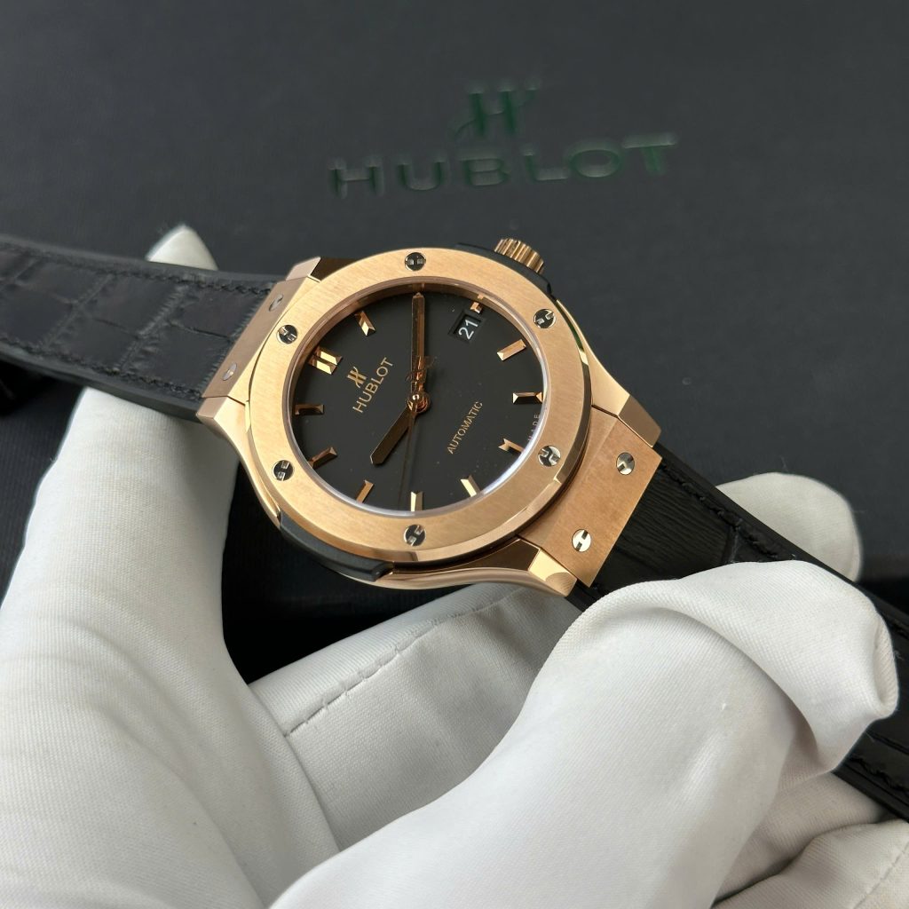 Đồng hồ Hublot Classic Fusion King Gold Replica 11 mặt đen nhà máy JJF 38mm (2)