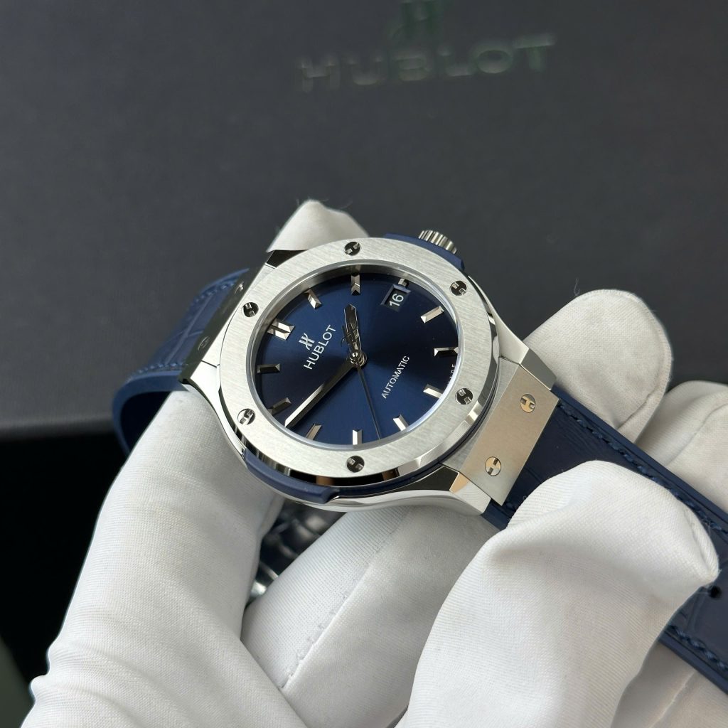 Đồng hồ Hublot Classic Fusion Titanium Rep 1 1 mặt xanh blue nhà máy JJF 38mm (2)