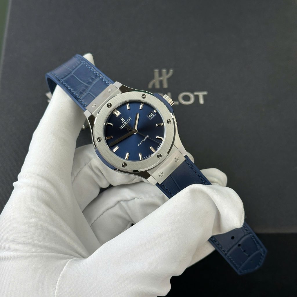 Đồng hồ Hublot Classic Fusion Titanium Rep 1 1 mặt xanh blue nhà máy JJF 38mm (2)