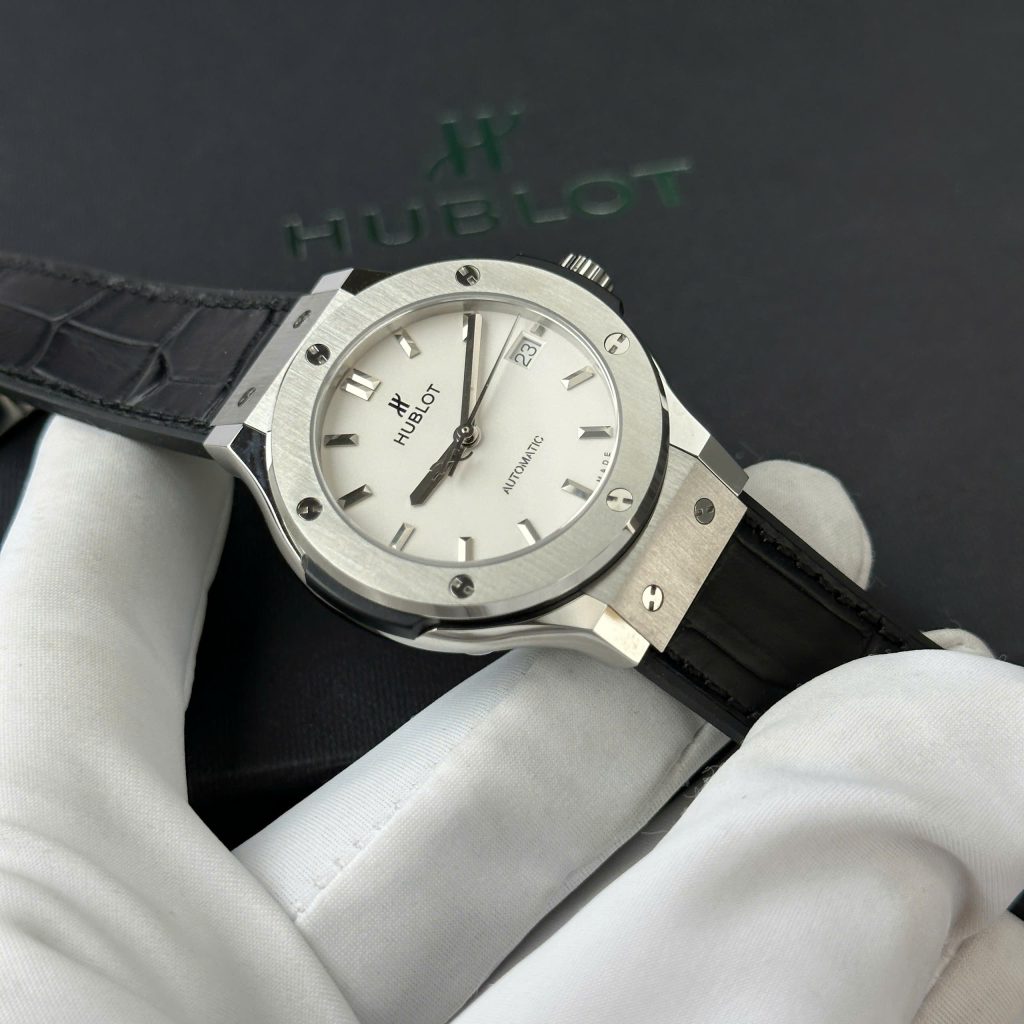 Đồng hồ Hublot Classic Fusion Titanium Rep 11 cao cấp mặt trắng nhà máy JJF 38mm (2)