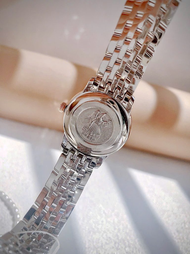 Đồng hồ Omega De Ville nữ demi dây kim loại mặt xà cừ Fake cao cấp 27 (4)