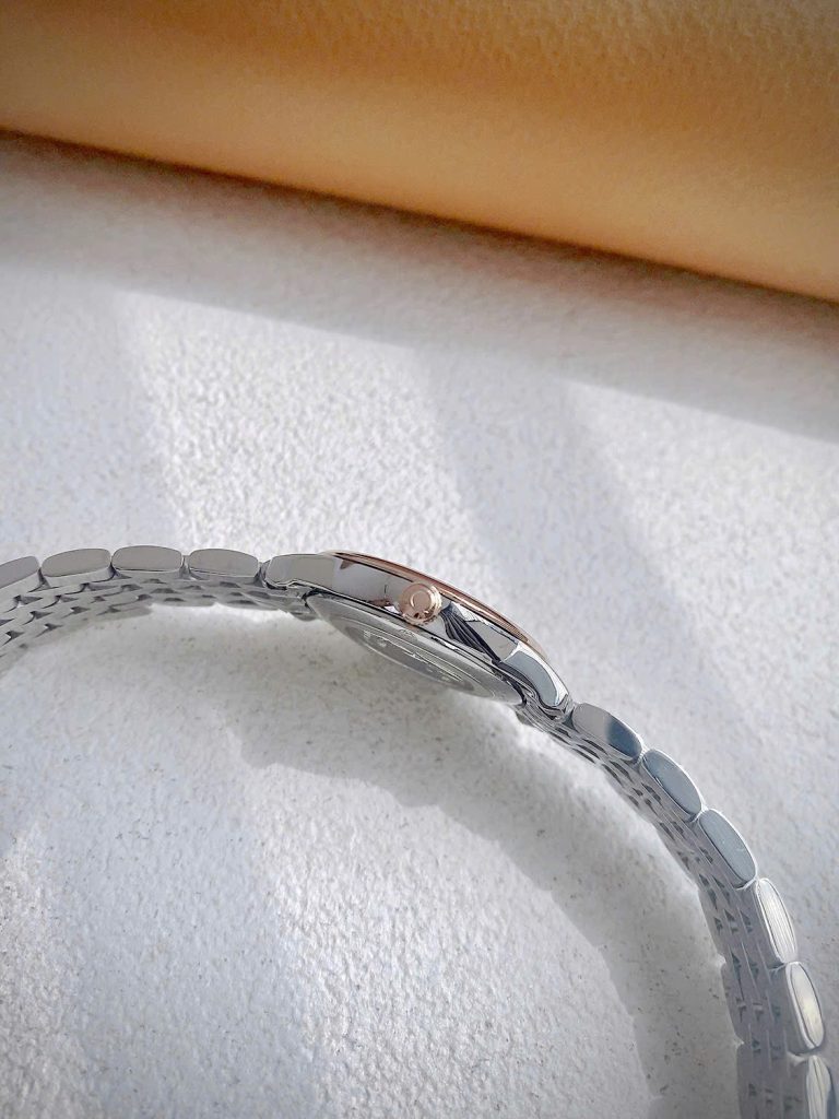 Đồng hồ Omega De Ville nữ demi dây kim loại mặt xà cừ Fake cao cấp 27 (4)