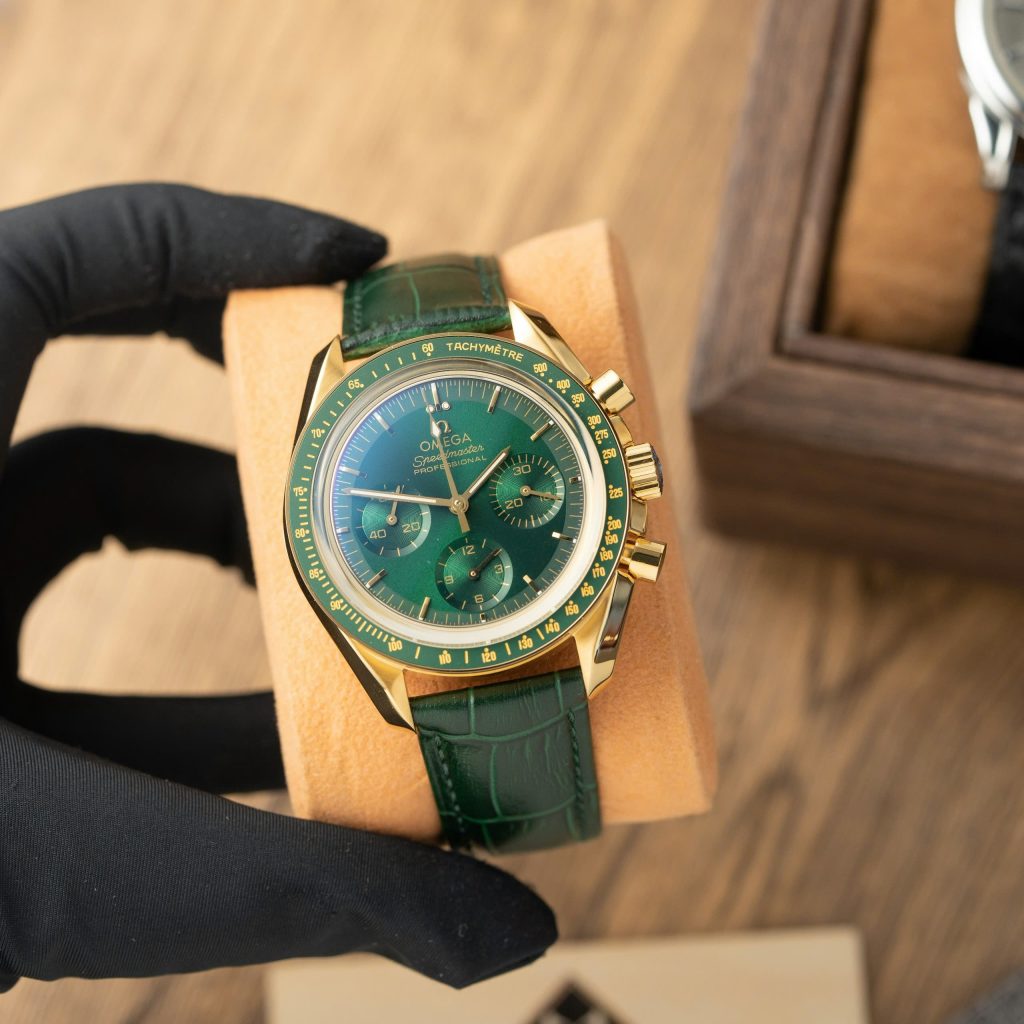 Đồng hồ Omega Speedmaster Moonwatch Professional Rep 11 cao cấp mặt xanh RMF 44mm (2)